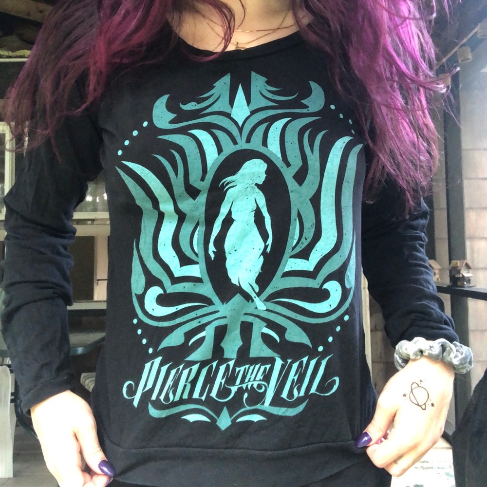 Pierce the veil long sleeve